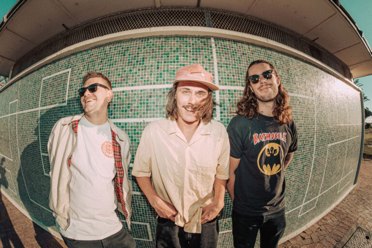 Bongloard + Wasted Youth Club — Uitgaan in Zeeland