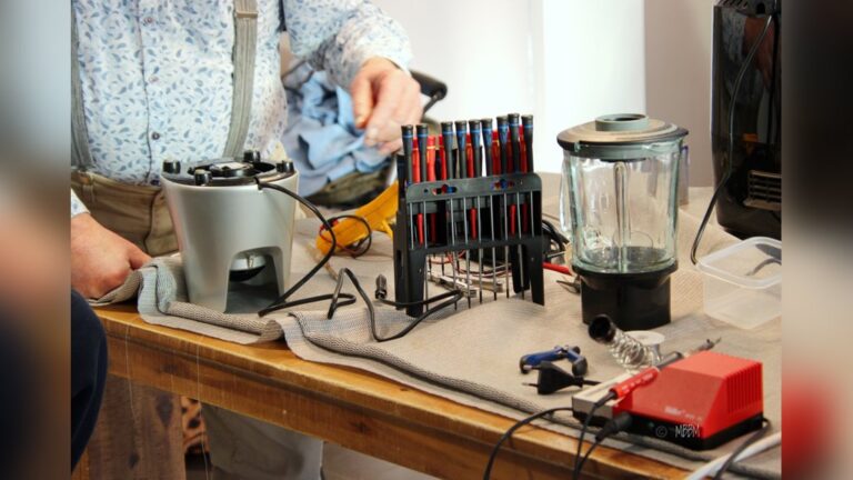 Repair- en digicafé Westkapelle — lezing in Zeeland